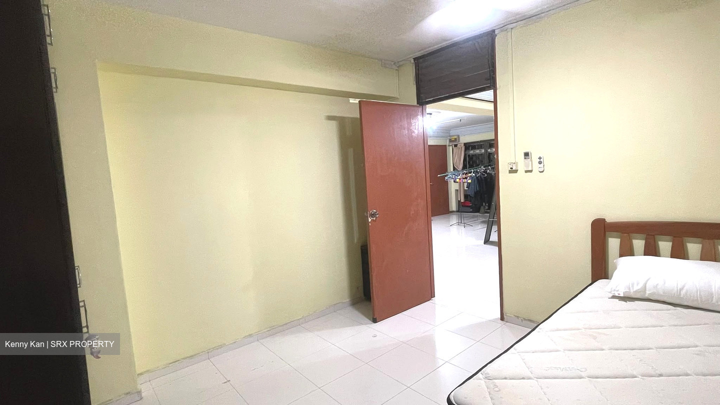 Blk 825 Jurong West Street 81 (Jurong West), HDB 5 Rooms #595898621